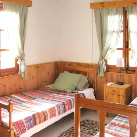 Tatil Evi Family House With Pool In Kritou Tera